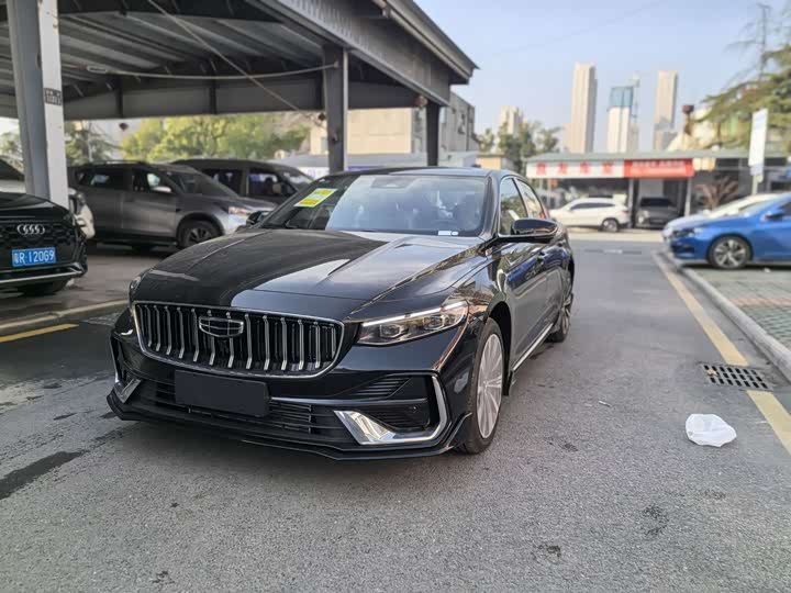 Geely Preface 2026 2026款 东方曜 1.5TD 昆仑版