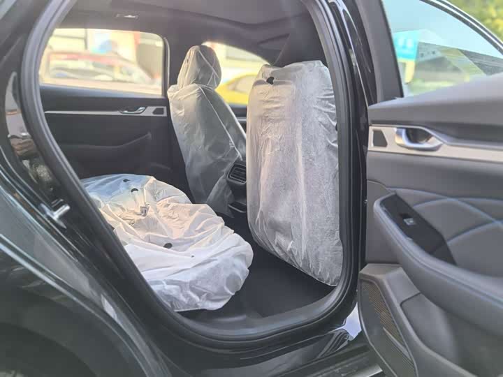 Geely Preface 2026 2026款 东方曜 1.5TD 昆仑版