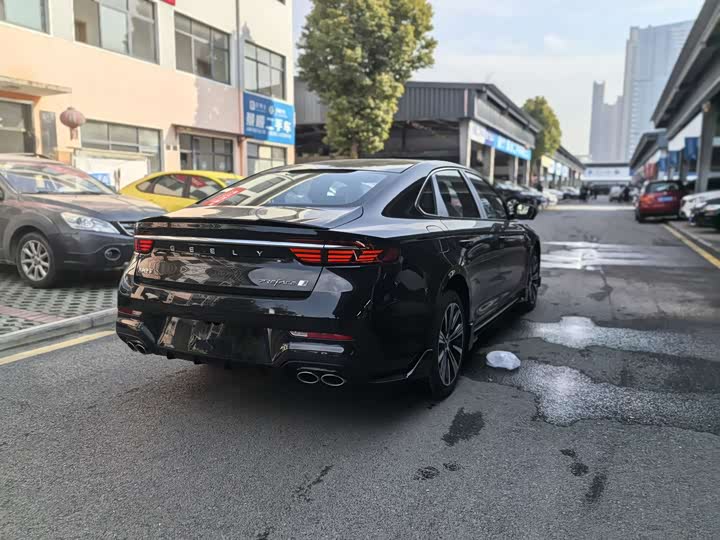 Geely Preface 2026 2026款 东方曜 1.5TD 昆仑版