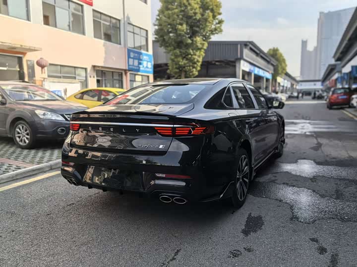 Geely Preface 2026 2026款 东方曜 1.5TD 昆仑版