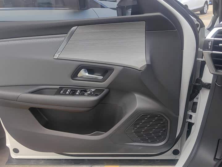 Citroen C5 X 2021 2021款 1.6T 享不凡