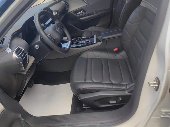 Citroen C5 X 2021 2021款 1.6T 享不凡