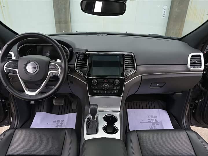 Jeep Grand Cherokee 2021 2021款 3.0L 80周年纪念版