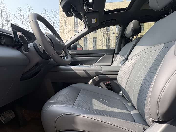 Dongfeng Yipai eπ 008 2026 2026款 六座纯电家享版