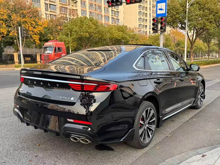 Geely Preface 2026 2026款 东方曜 1.5TD 惊鸿版