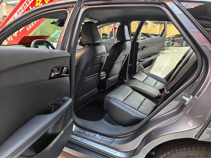 MG Motor 4 EV 2022 2022款 425km 豪华版