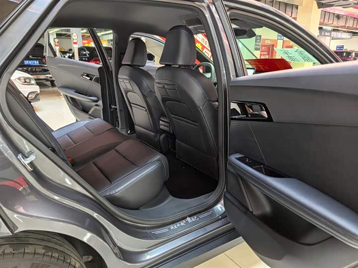 MG Motor 4 EV 2022 2022款 425km 豪华版