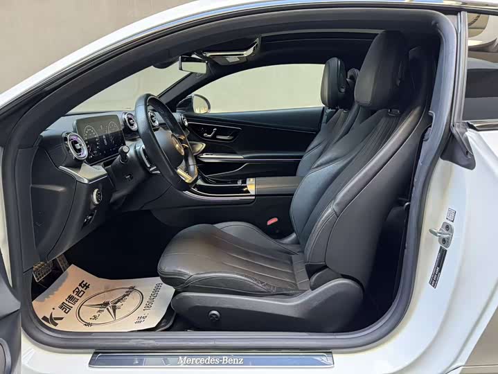 Mercedes-Benz CLE-Class 2024 2024款 CLE 300 4MATIC 豪华型轿跑车