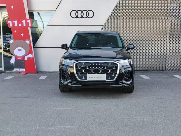 Audi Q7 2025 2025款 55 TFSI quattro S line运动型