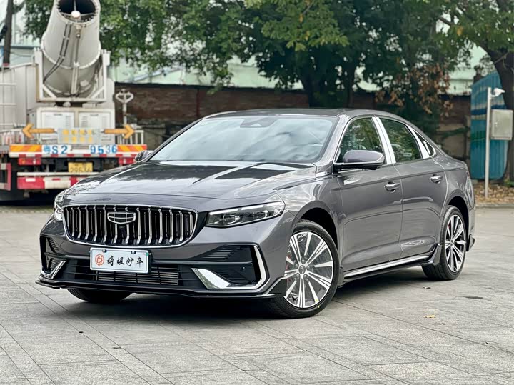 Geely Preface 2026 2026款 东方曜 1.5TD 昆仑版