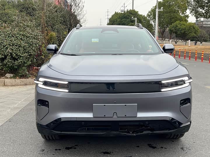 Changan Qiyuan (Nevo) E07 2025 2025款 纯电 四驱 90kWh Ultra高性能版