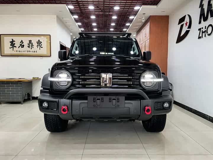 Tank 300 2025 2025款 2.0T 汽油征服者