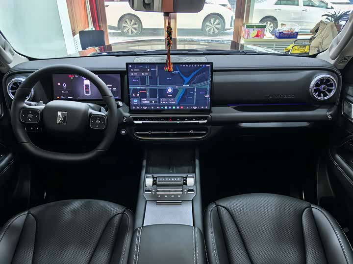 Tank 300 2025 2025款 2.0T 汽油征服者