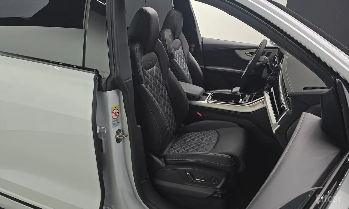 Audi Q8 2018 55 TFSI Quattro Premium