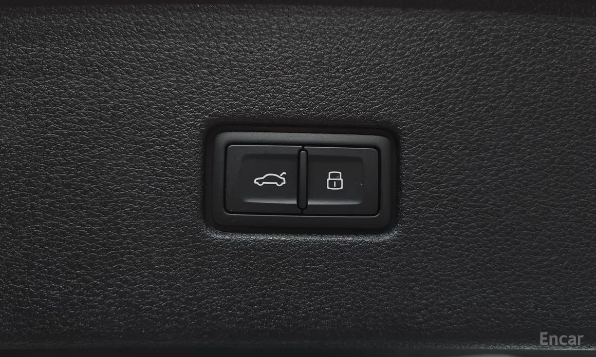 Audi Q8 2018 55 TFSI Quattro Premium