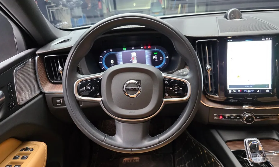 Volvo XC60 2017 T8 Inscription