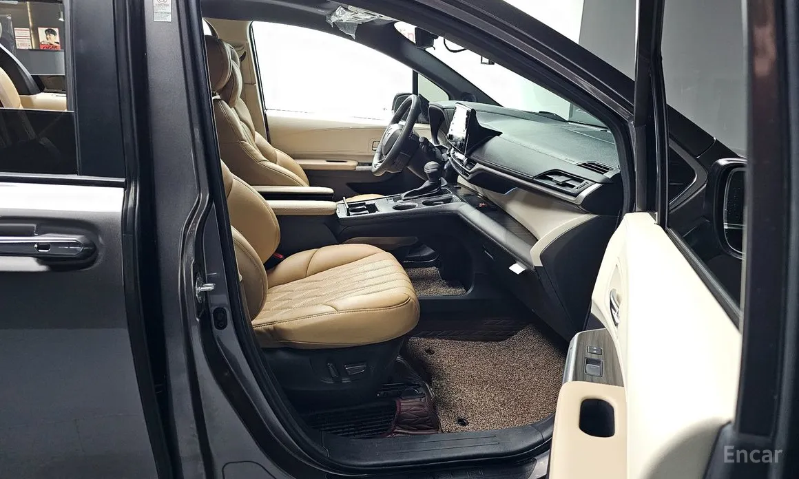 Toyota Sienna 2020 2.5 Hybrid 2WD