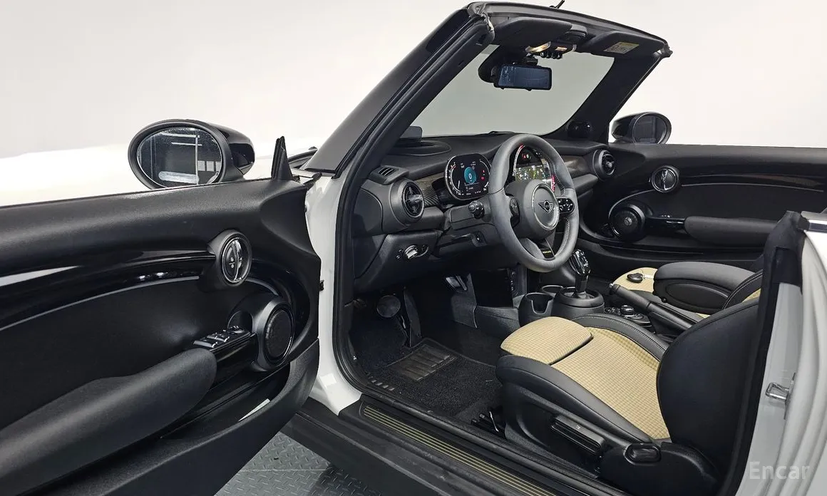 Mini Cooper Convertible 2001 Resolute Edition