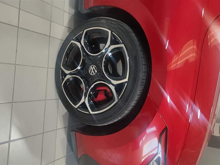 Volkswagen Golf GTI 2025 2025款 380TSI DSG GTI