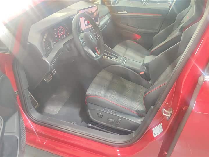Volkswagen Golf GTI 2025 2025款 380TSI DSG GTI