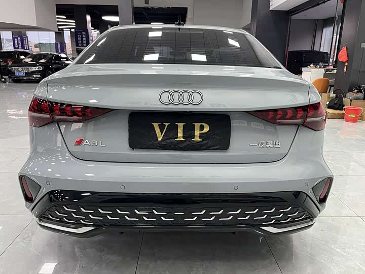 Audi A3 2025 2025款 A3L Limousine 35TFSI 飞驰尊享型