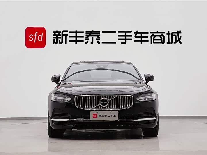 Volvo S90 Hybrid 2024 2024款 插电式混动 四驱长续航智逸豪华版