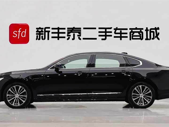 Volvo S90 Hybrid 2024 2024款 插电式混动 四驱长续航智逸豪华版