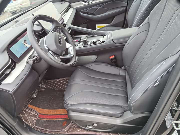 Geely Preface 2026 2026款 东方曜 1.5TD 昆仑版