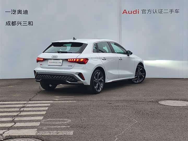 Audi A3 2025 2025款 Sportback 35TFSI 飞驰尊享型