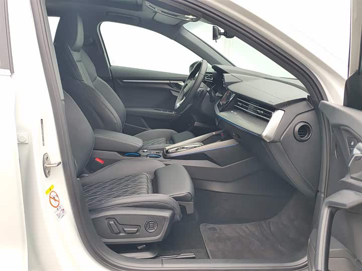 Audi A3 2025 2025款 Sportback 35TFSI 飞驰尊享型