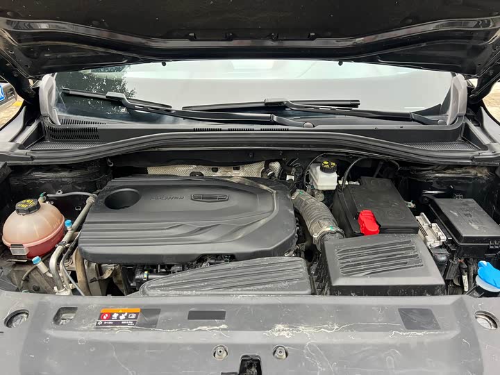 Geely Okavango 2022 2022款 1.8TD 自动尊贵型 7座