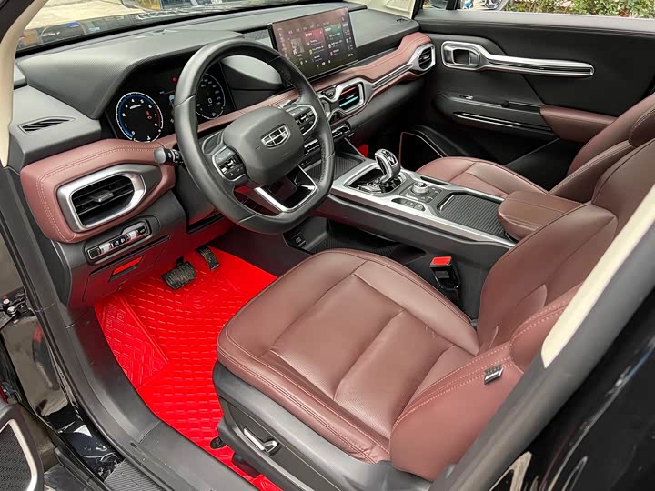 Geely Okavango 2022 2022款 1.8TD 自动尊贵型 7座