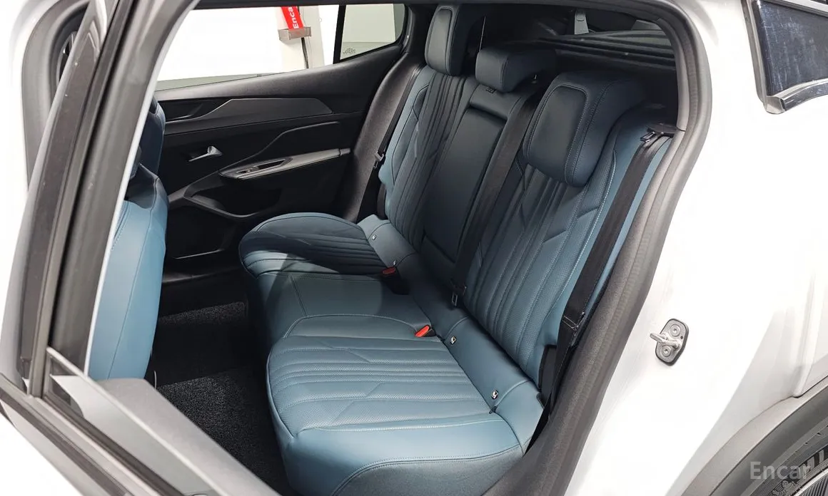 Peugeot 408 2023 1.2 Pure Tech GT