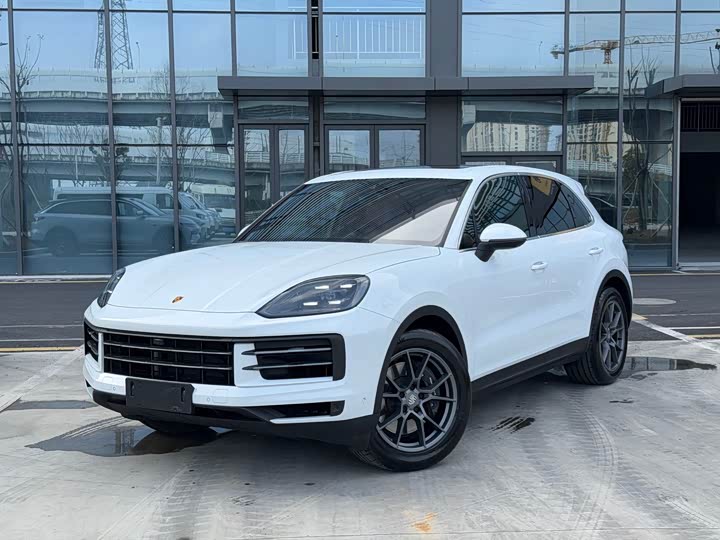2025 Porsche Cayenne