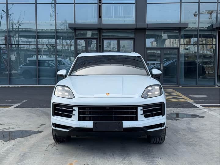 2025 Porsche Cayenne
