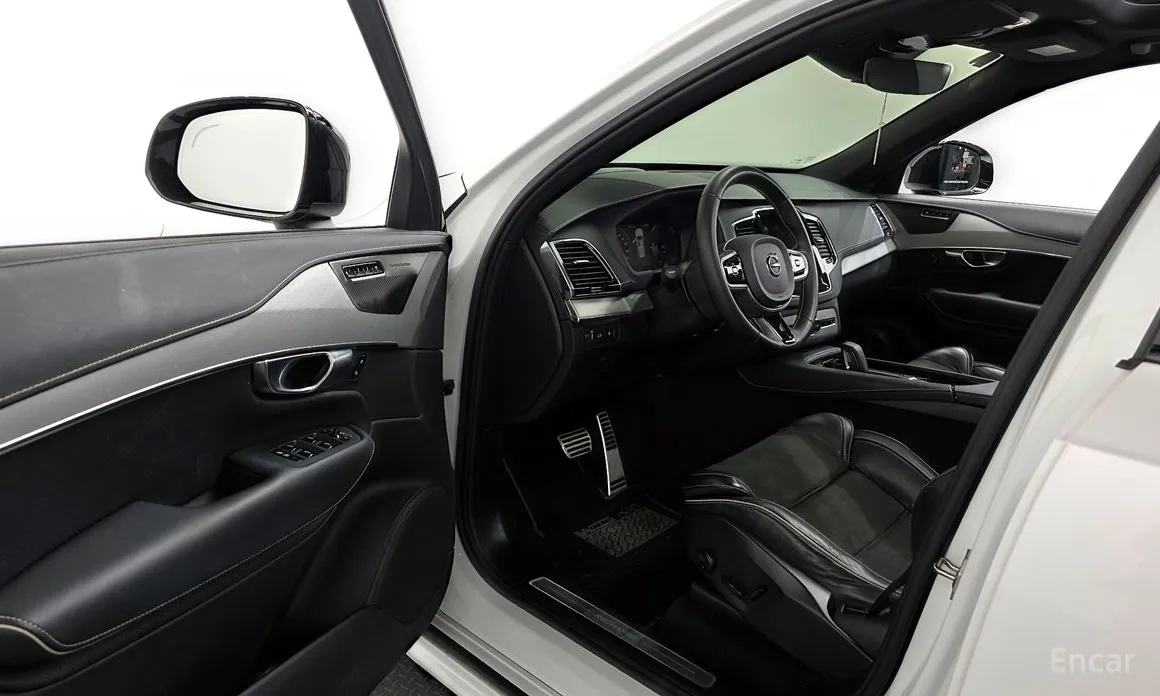 Volvo XC90 2016 T8 R-Design Hybrid