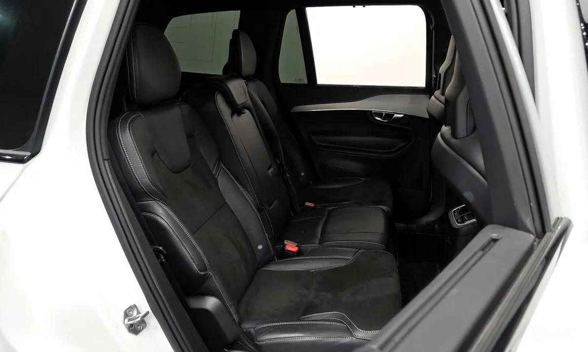 Volvo XC90 2016 T8 R-Design Hybrid