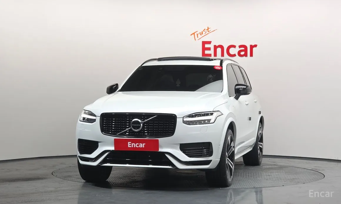 Volvo XC90 2016 T8 R-Design Hybrid