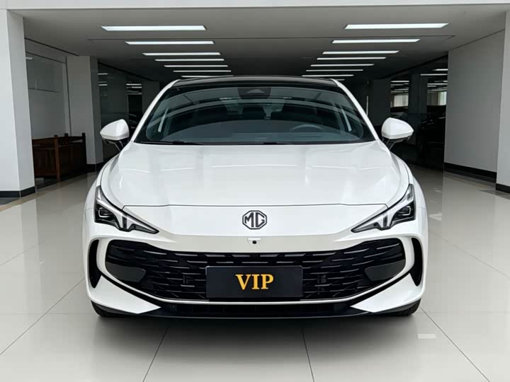 MG Motor 7 2025 2025款 2.0T 405 AT尊享版