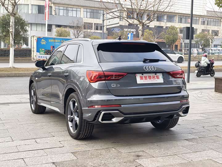 Audi Q3 2024 2024款 35 TFSI 时尚动感型