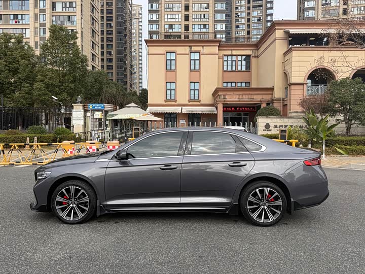 Geely Preface 2026 2026款 东方曜 1.5TD 昆仑版