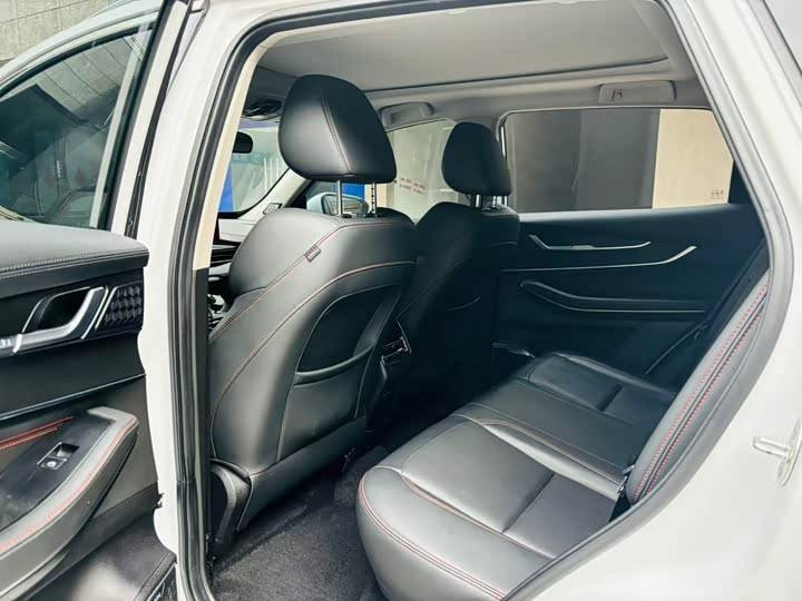 Exeed LX 2022 2022款 乘风破浪版 1.5T CVT乘风起版