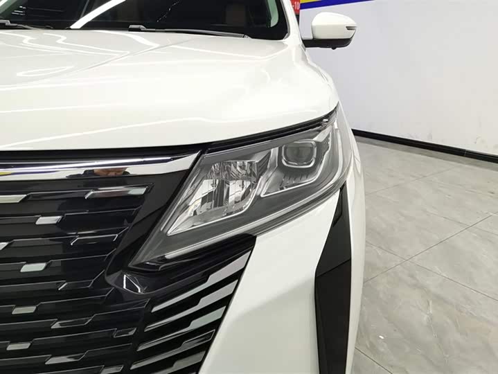 2024 Geely Okavango Pro