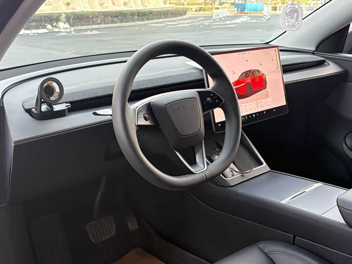 Tesla Model Y 2025 2025款 后轮驱动 首发版