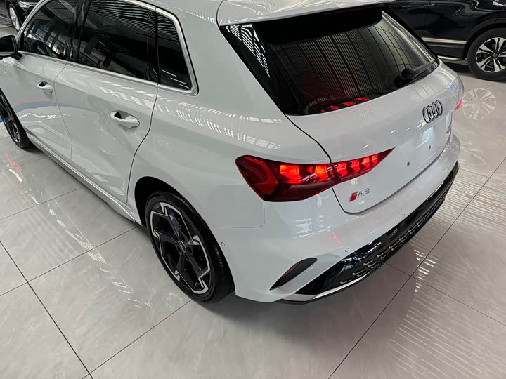 Audi A3 2025 2025款 Sportback 35TFSI 飞驰尊享型 +豪华臻选包