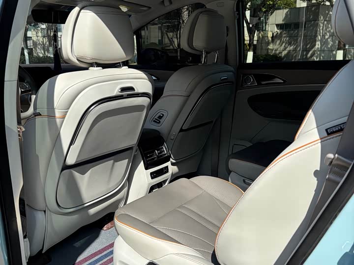 Dongfeng Forthing Yacht 2022 2022款 1.5T DCT逐浪版