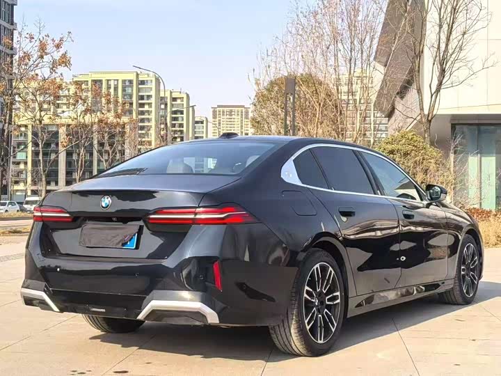 BMW 5 Series 2025 2025款 530Li 领先型 M运动套装