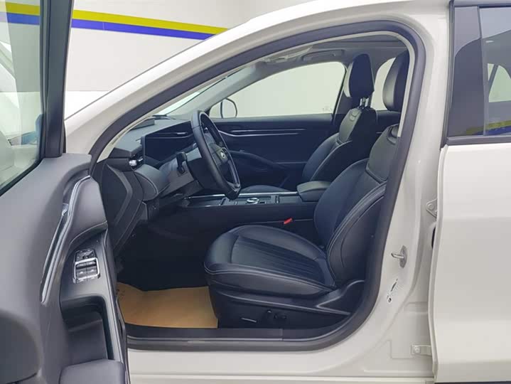 Ford Mondeo 2025 2025款 2.0T EcoBoost 豪华型