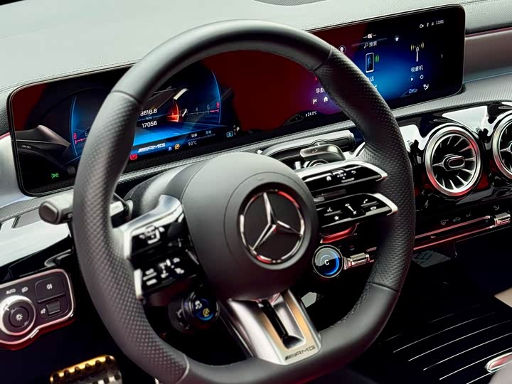 Mercedes-Benz CLA-Class AMG 2025 2025款 AMG CLA 35 4MATIC