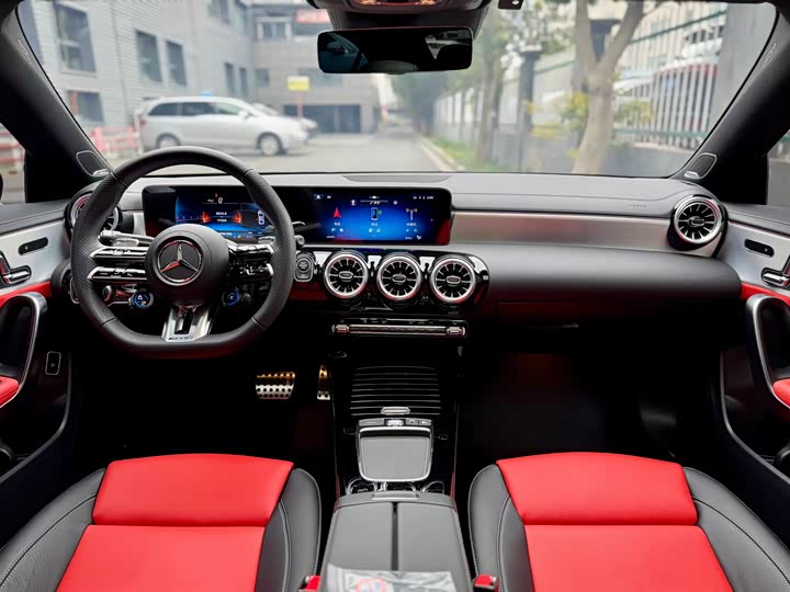 Mercedes-Benz CLA-Class AMG 2025 2025款 AMG CLA 35 4MATIC